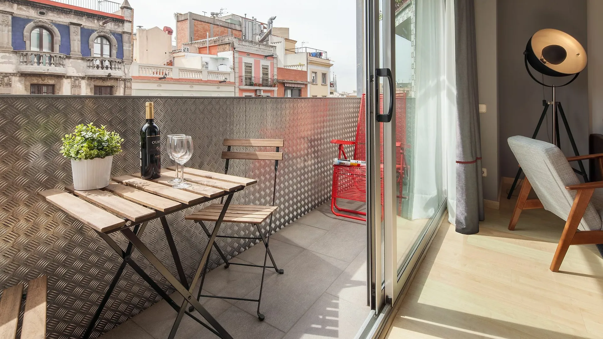 Apartahotel Habitat Apartments Hot Jazz Barcelona