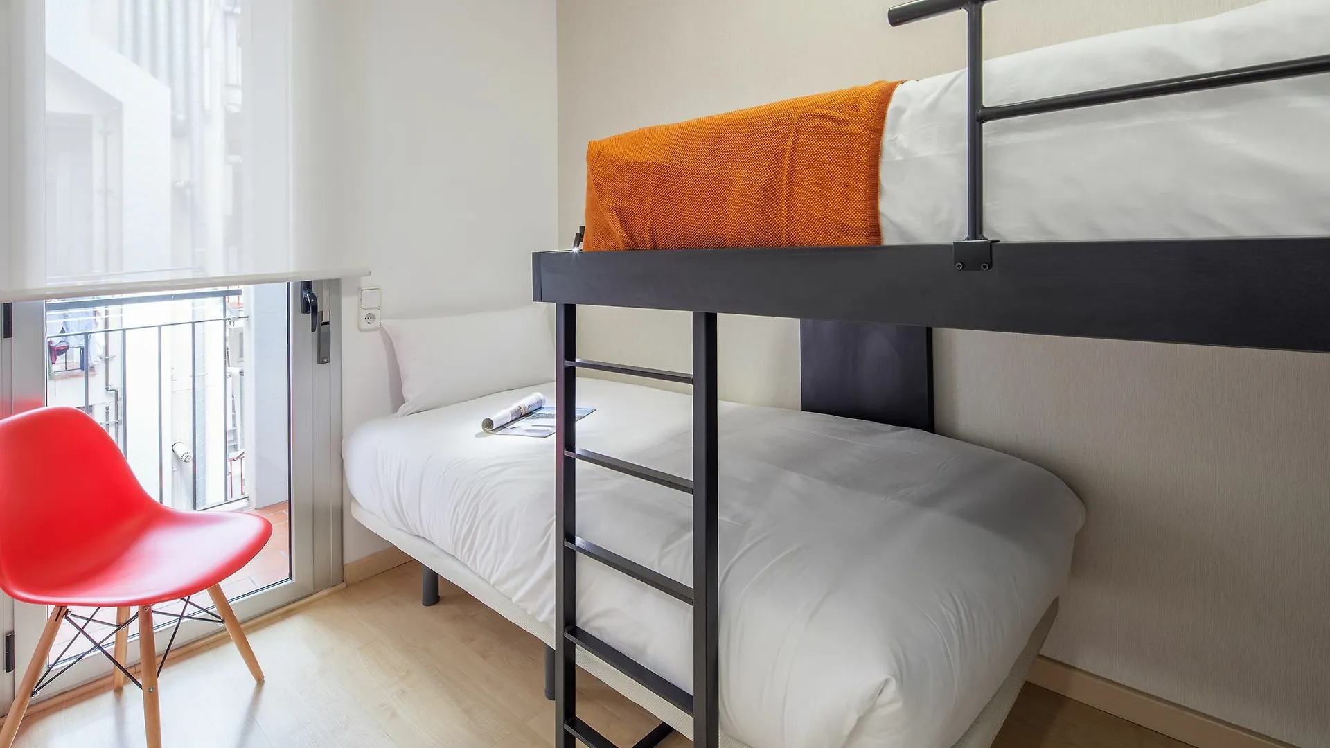 **** Aparthotel Habitat Apartments Hot Jazz Barcelona Španělsko
