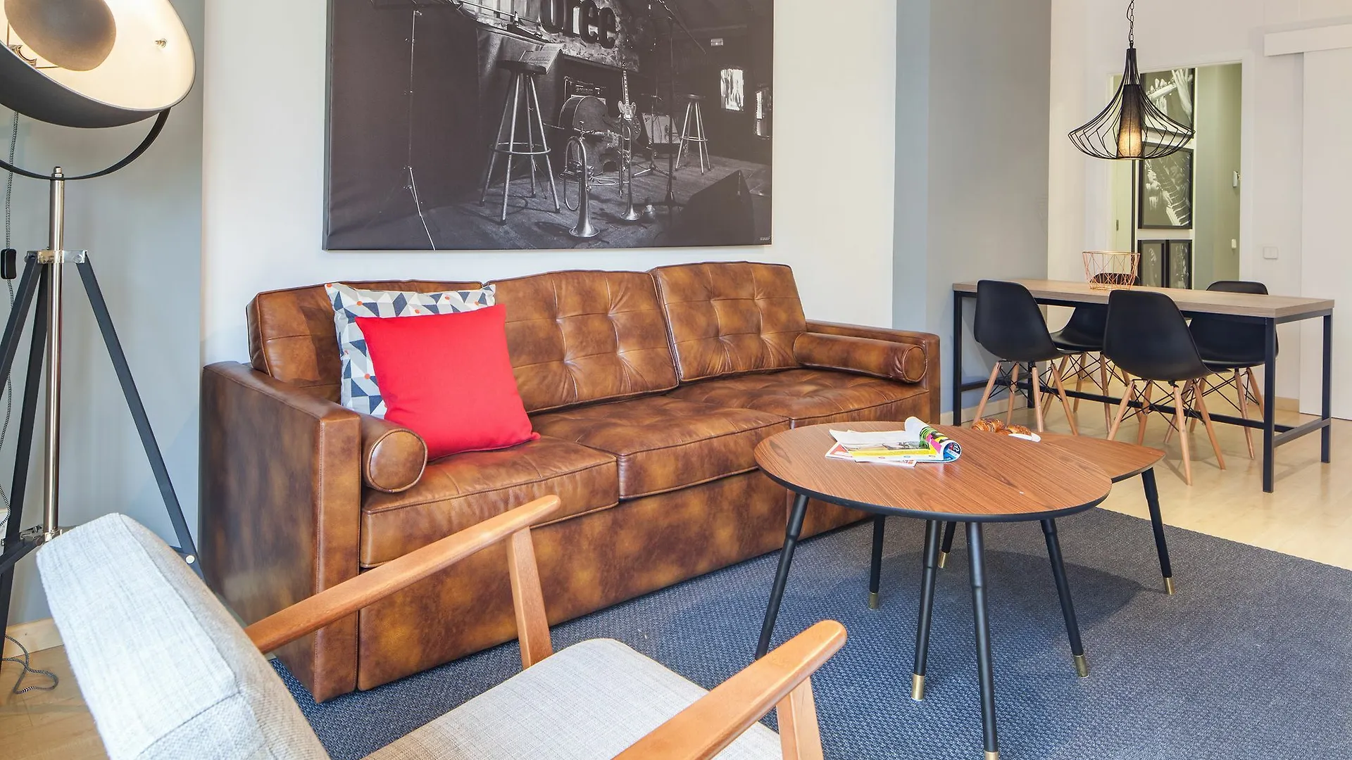 Habitat Apartments Hot Jazz 4*, Barcelona